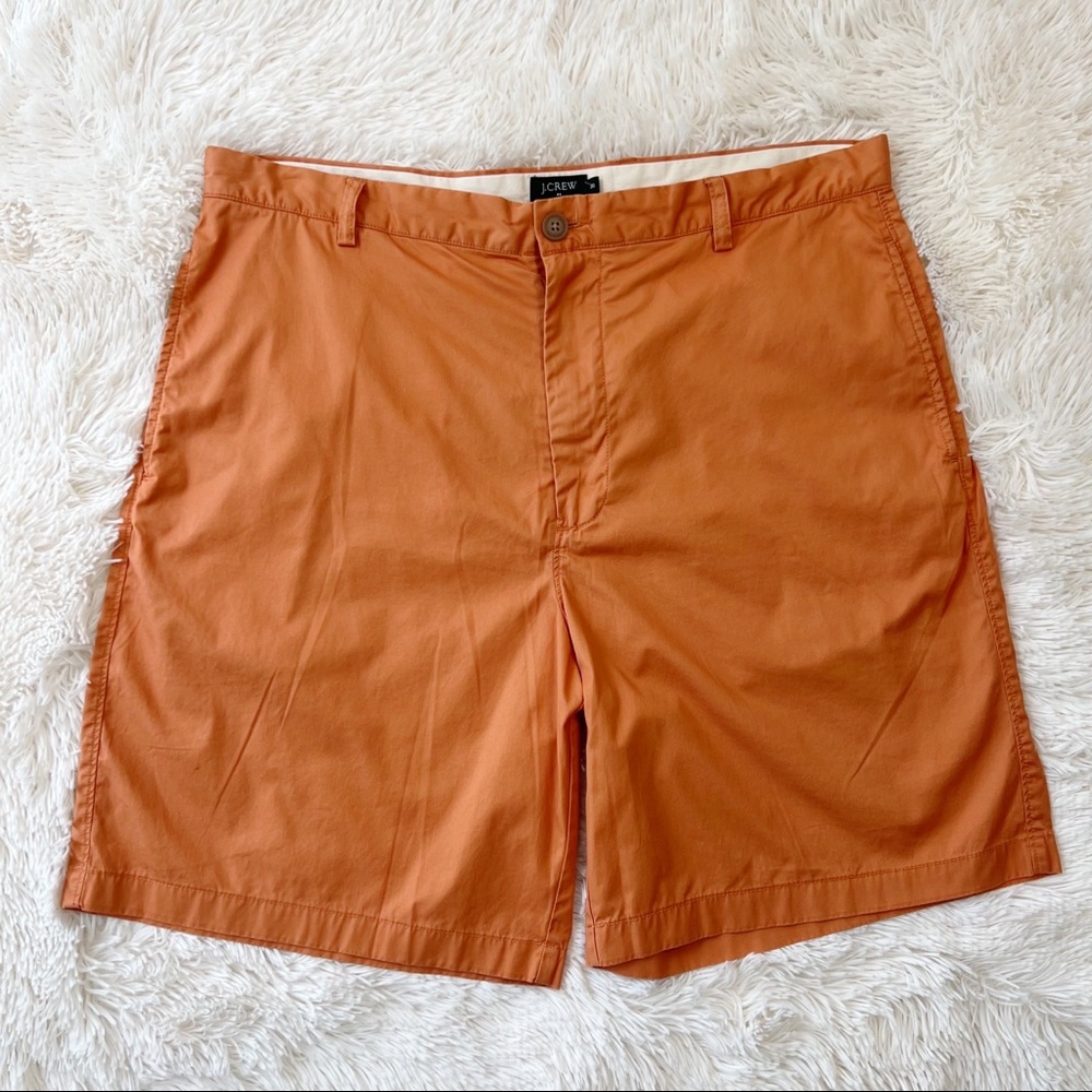 J.Crew factory men’s orange flat front shorts 9” inseam Sz 36